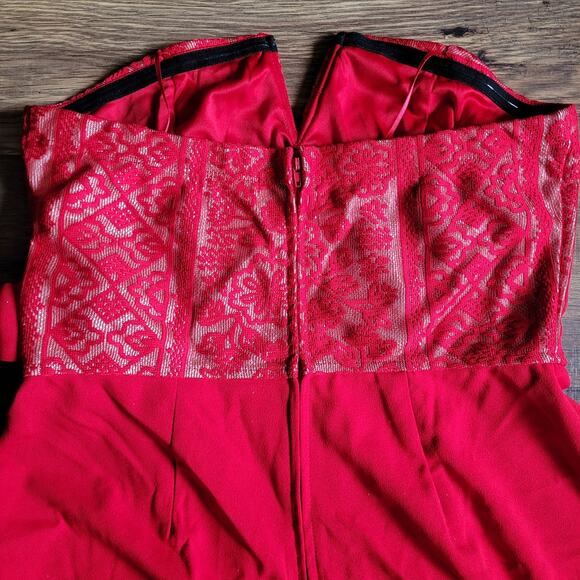 Francesca's Red Strapless Wide-Leg Jumpsuit NWT Women's Size Medium - Picture 8 of 15